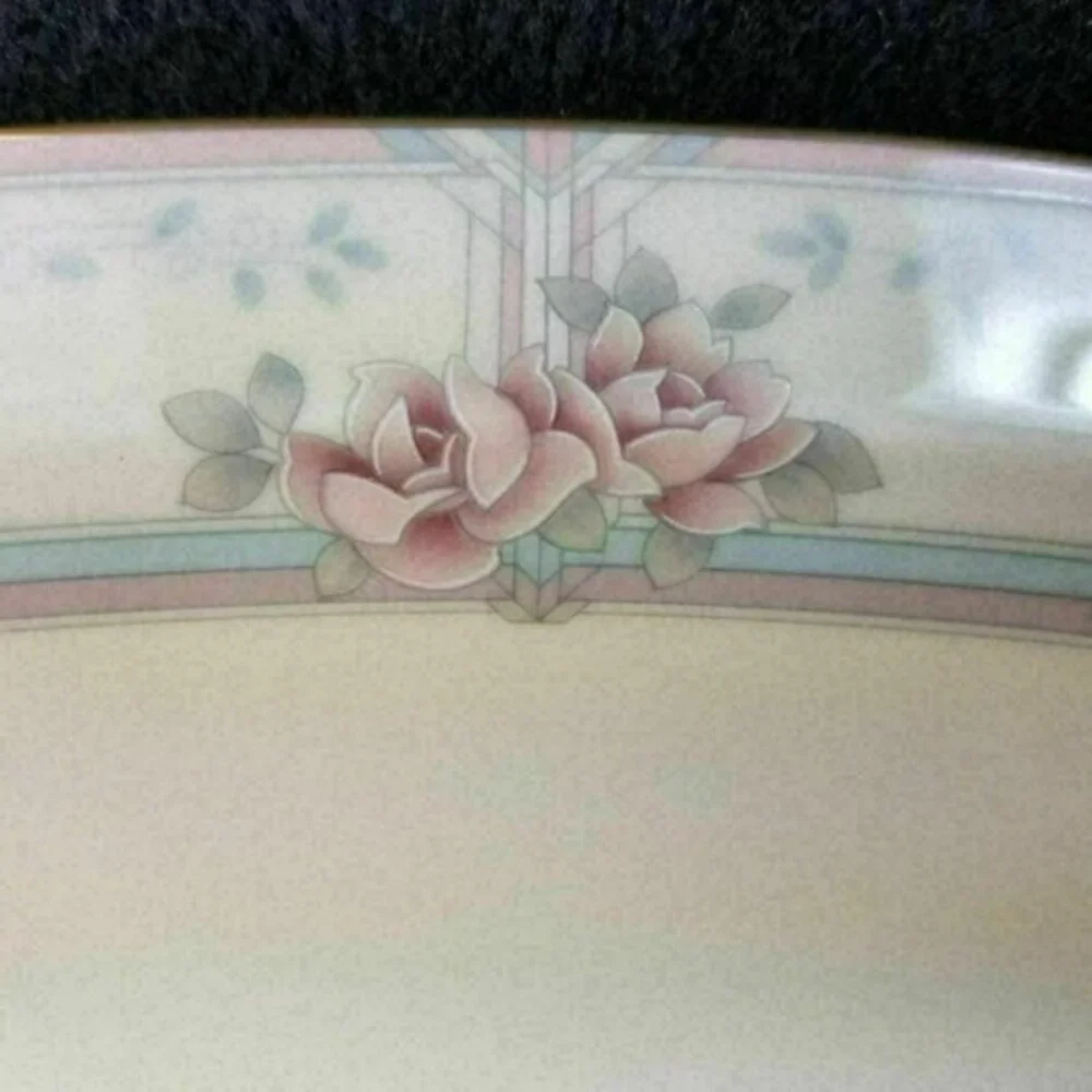 Noritake 10 inch